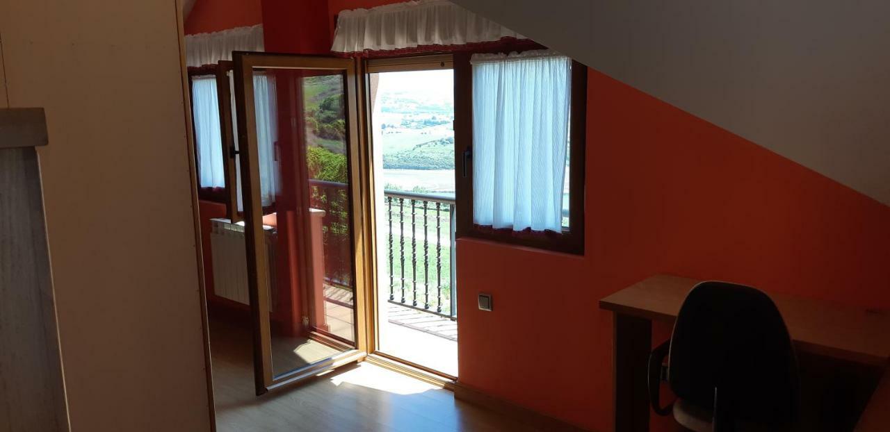 Apartamentos Casa Carmen ซวนเซส ภายนอก รูปภาพ